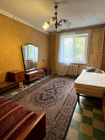 Слави бульв., 3