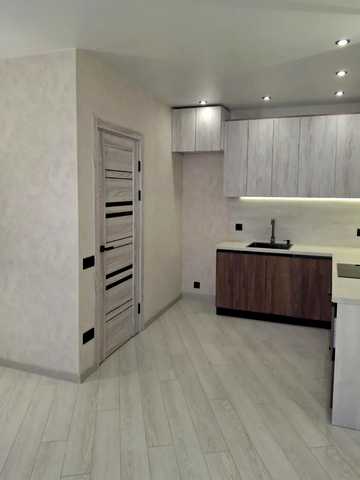 Миру вул., 53