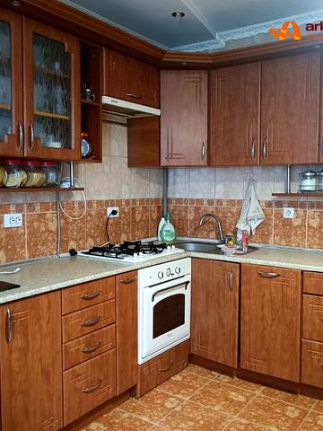 Володимира Івасюка вул., 78