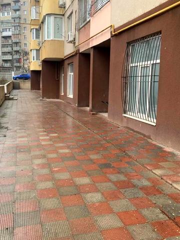 Зелена вул., 13