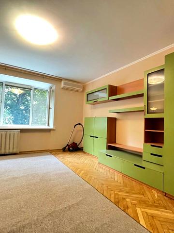 Авіаконструктора Антонова вул. (Авіації), 9