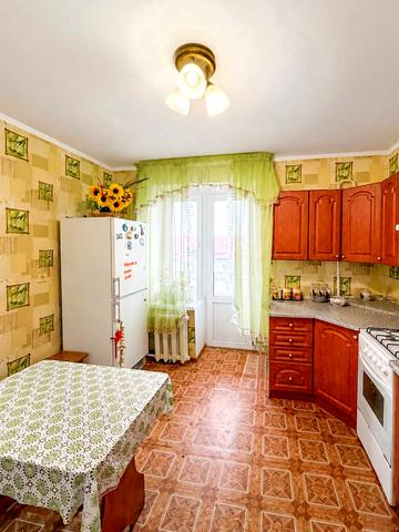 6-й мікрорайон, 8