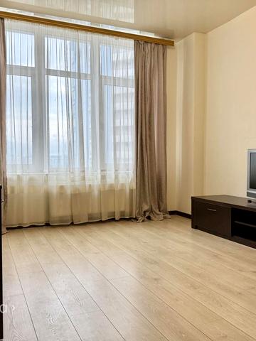 Дніпровська набережна вул., 26-І