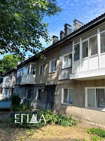 10-та Лінія вул., 52