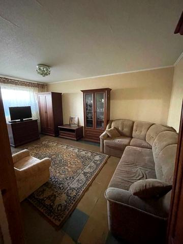 Героїв просп., 46