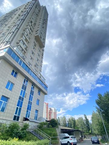 Юрія Шумського вул., 1-Б