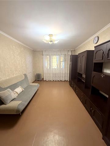 Скульптора Ізмалкова вул., 132