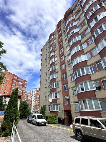 Володимира Лучаковського вул., 6-А