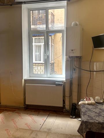 Кардинала Любомира Гузара вул., 34