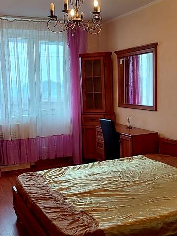 Гвардійців-Широнінців вул., 113