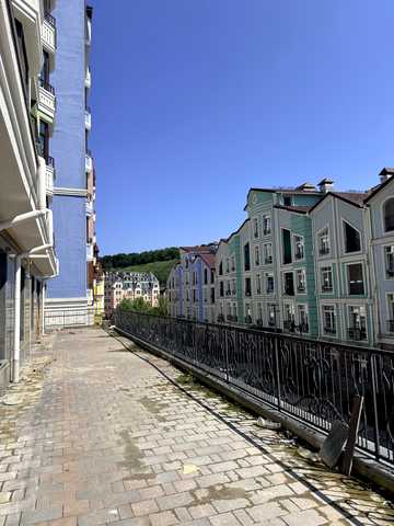 Дегтярна вул., 20