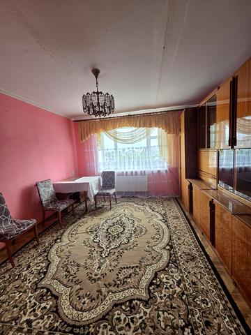 Степана Бандери вул., 10Б