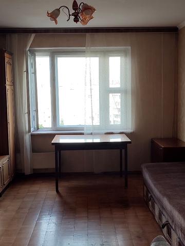 Ревуцького вул., 19/1