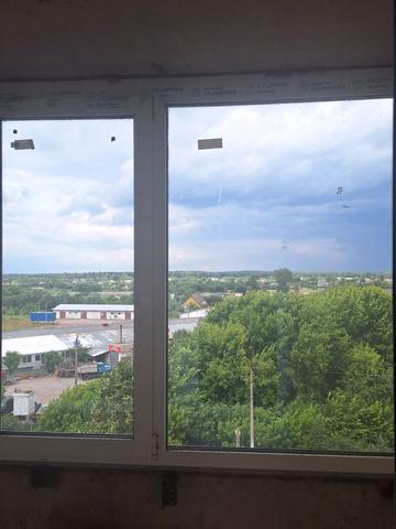 Богдана Хмельницького вул., 69