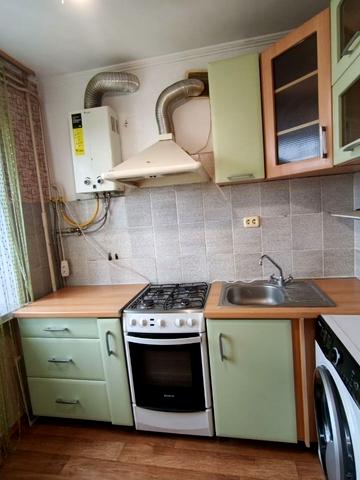 Степана Бандери вул., 56