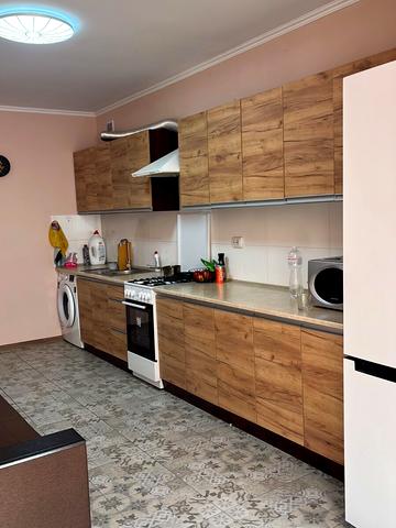 Незалежності вул., 148а