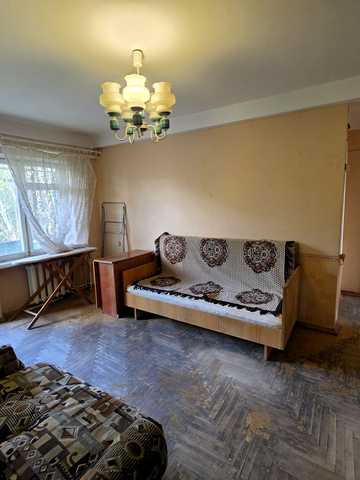 Перемоги вул., 99