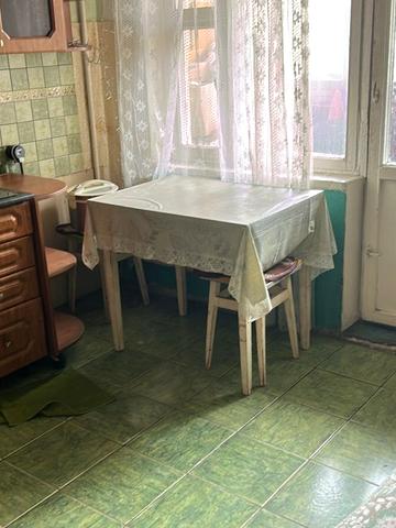 Володимира Івасюка просп. (Героїв Сталінграду), 25