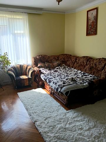 Київська вул., 24