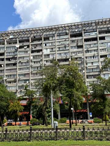 Дмитра Яворницького просп. (Карла Маркса), 58