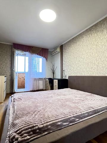 Миколи Бажана просп., 36