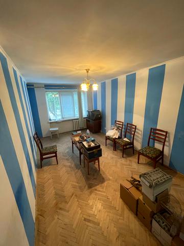 Бориса Грінченка вул., 4
