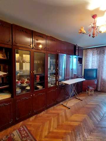 Пантелеймона Куліша вул. (Пальохи), 1