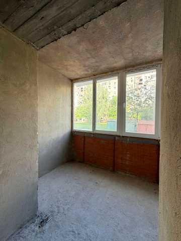 Захисників України вул., 20