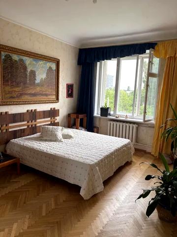 Юлії Здановської вул. (Ломоносова), 79