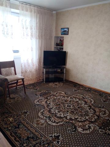 Небесної Сотні просп. (Маршала Жукова), 32