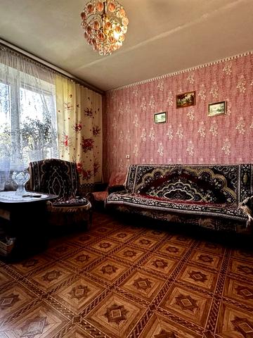 Пятницька вул., 72