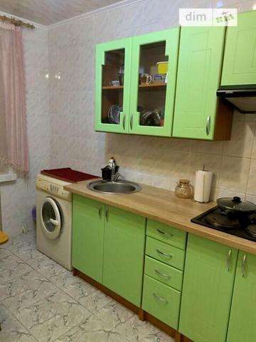 Голосіївський просп. (40-річчя Жовтня), 15