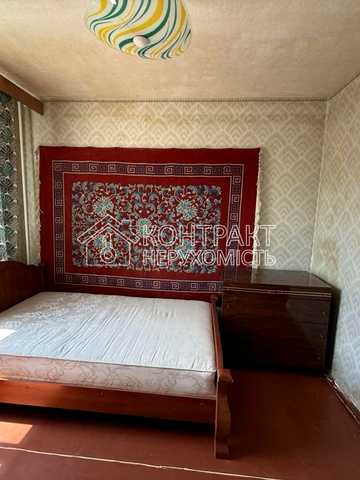 Амосова вул. (Корчагінців), 52