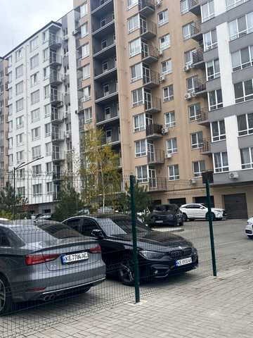 Співдружності вул., 1