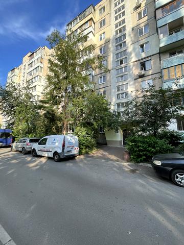 Ентузіастів вул., 7/3