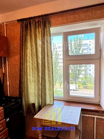 Йорданська вул. (Лайоша Гавро), 8