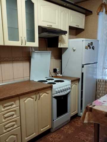 Михайла Лушпи просп. (Космонавтів), 43/2
