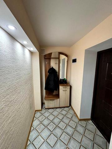 Героїв просп., 50