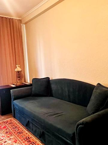 Ірини Бекешкіної вул. (Генерала Карбишева), 8