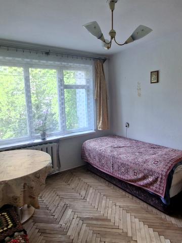 Наукова вул., 57