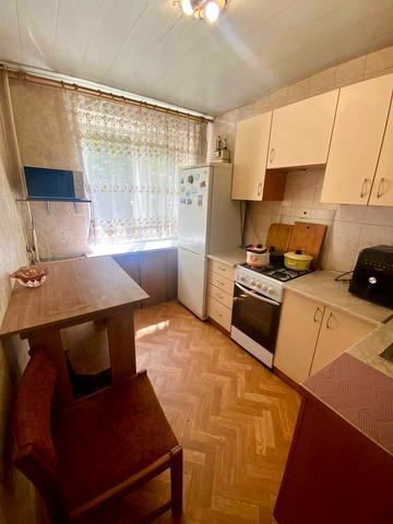 Дмитра Скоробогатова вул., 7