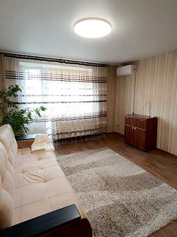 Перемоги просп. (Курський), 39