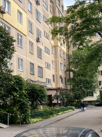 Янтарна вул., 42