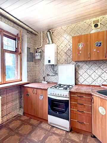 Добробатів вул. (Іларіонівська), 16