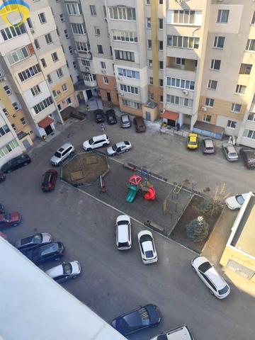 Центральна вул., 16