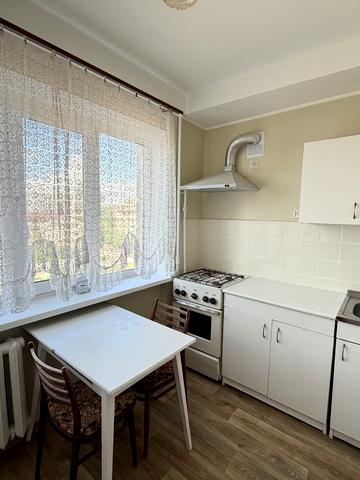 Кловський узвіз, 24