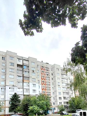 Михайла Лушпи просп. (Космонавтів), 14