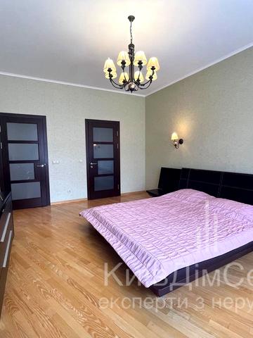 Боричів Тік вул., 30/32
