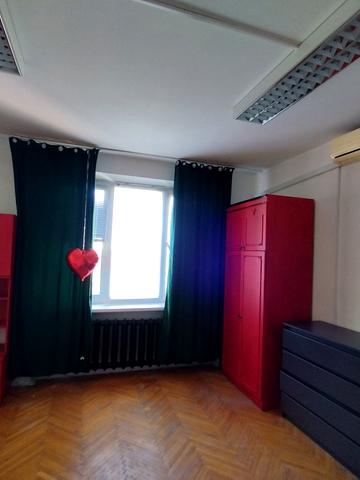 Старонаводницька вул., 8