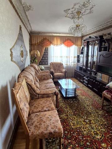 Перемоги вул., 1